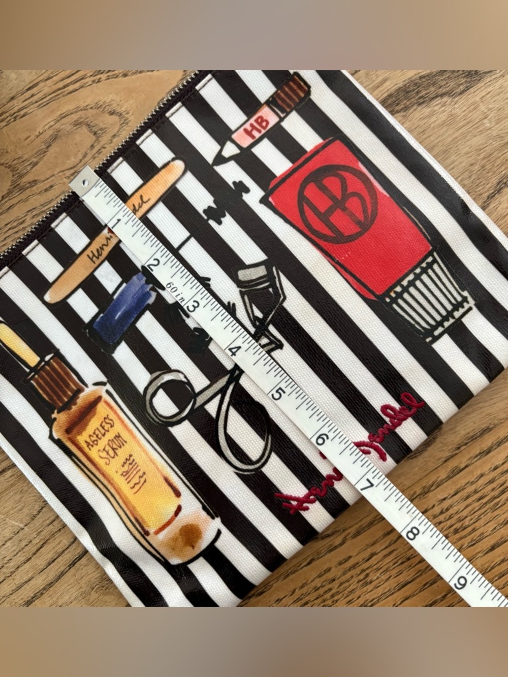 Henri Bendel Makeup bag/ cosmetic bag - Picture 5 of 6